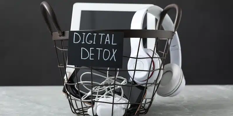 digital detox definition and international reach